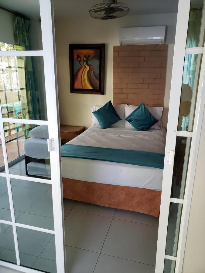 Hospedaje Villa Naloy Санта Марта Екстериор снимка