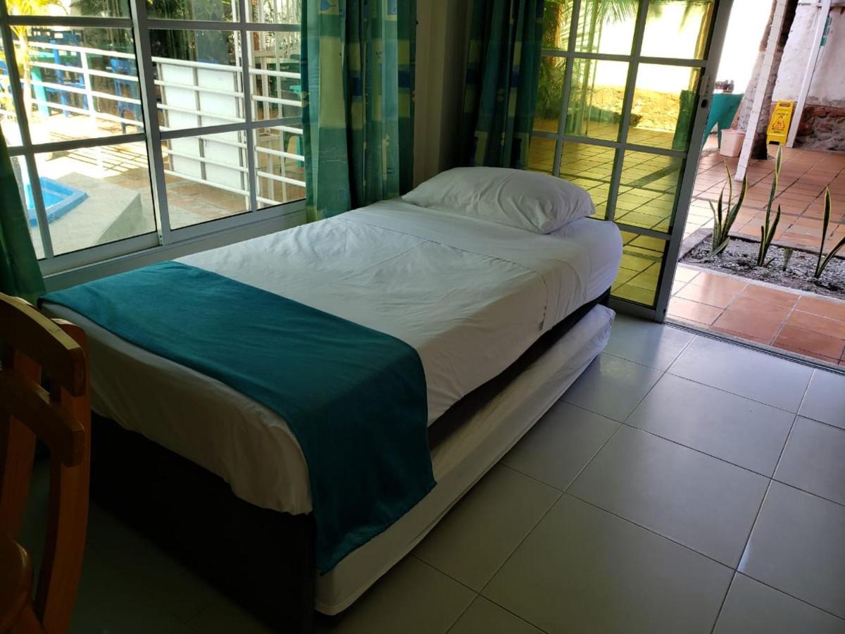 Hospedaje Villa Naloy Санта Марта Екстериор снимка