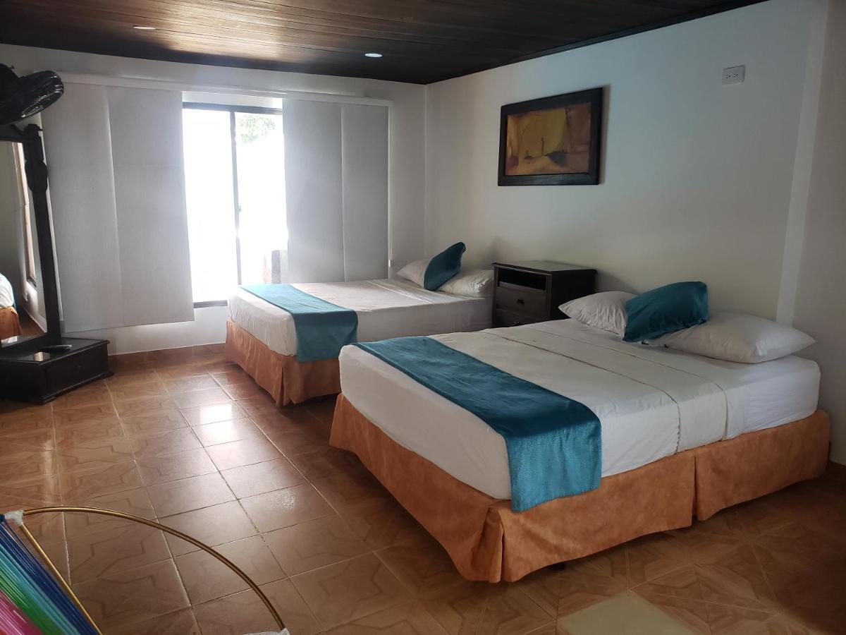 Hospedaje Villa Naloy Санта Марта Екстериор снимка