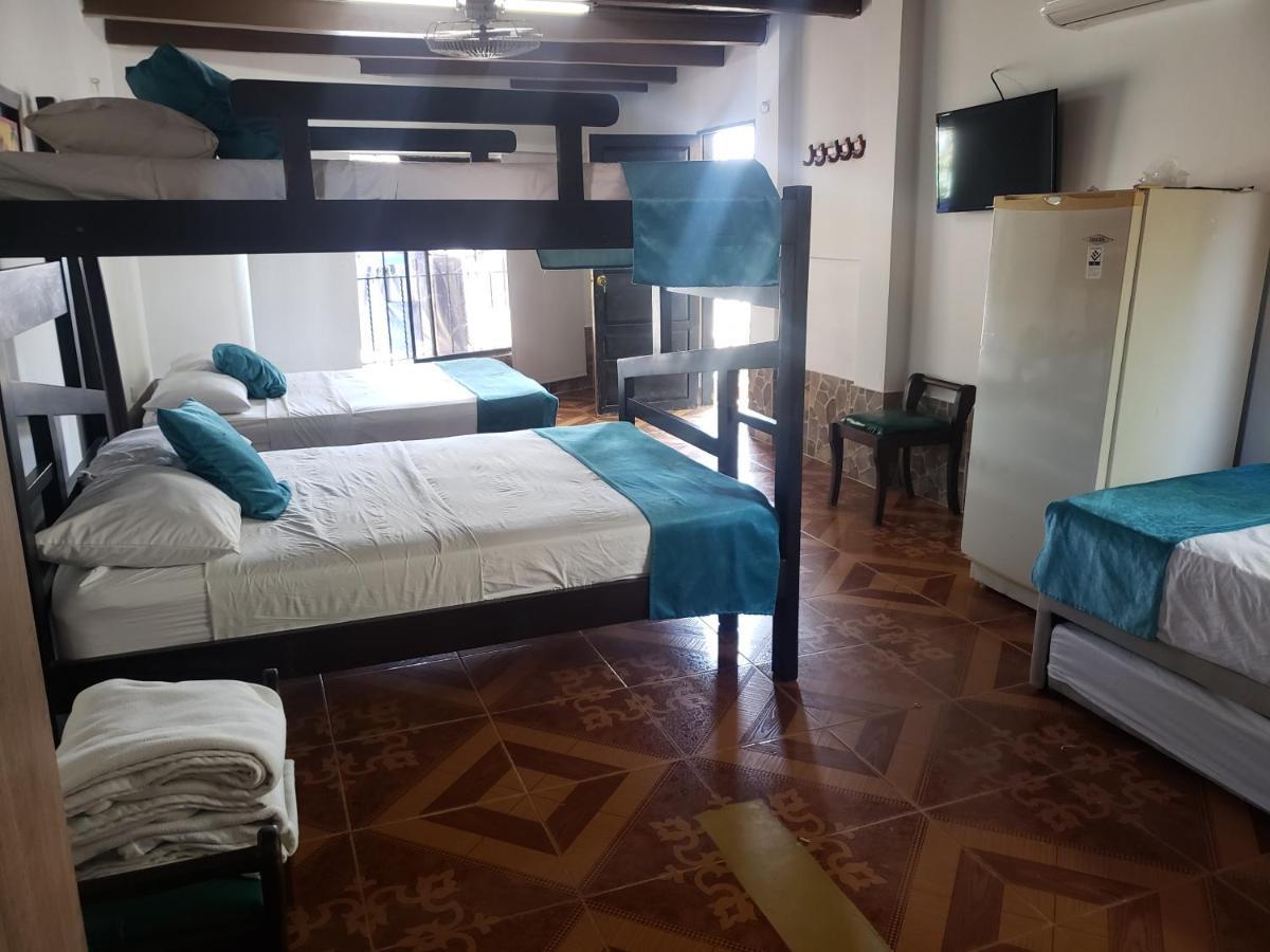 Hospedaje Villa Naloy Санта Марта Екстериор снимка